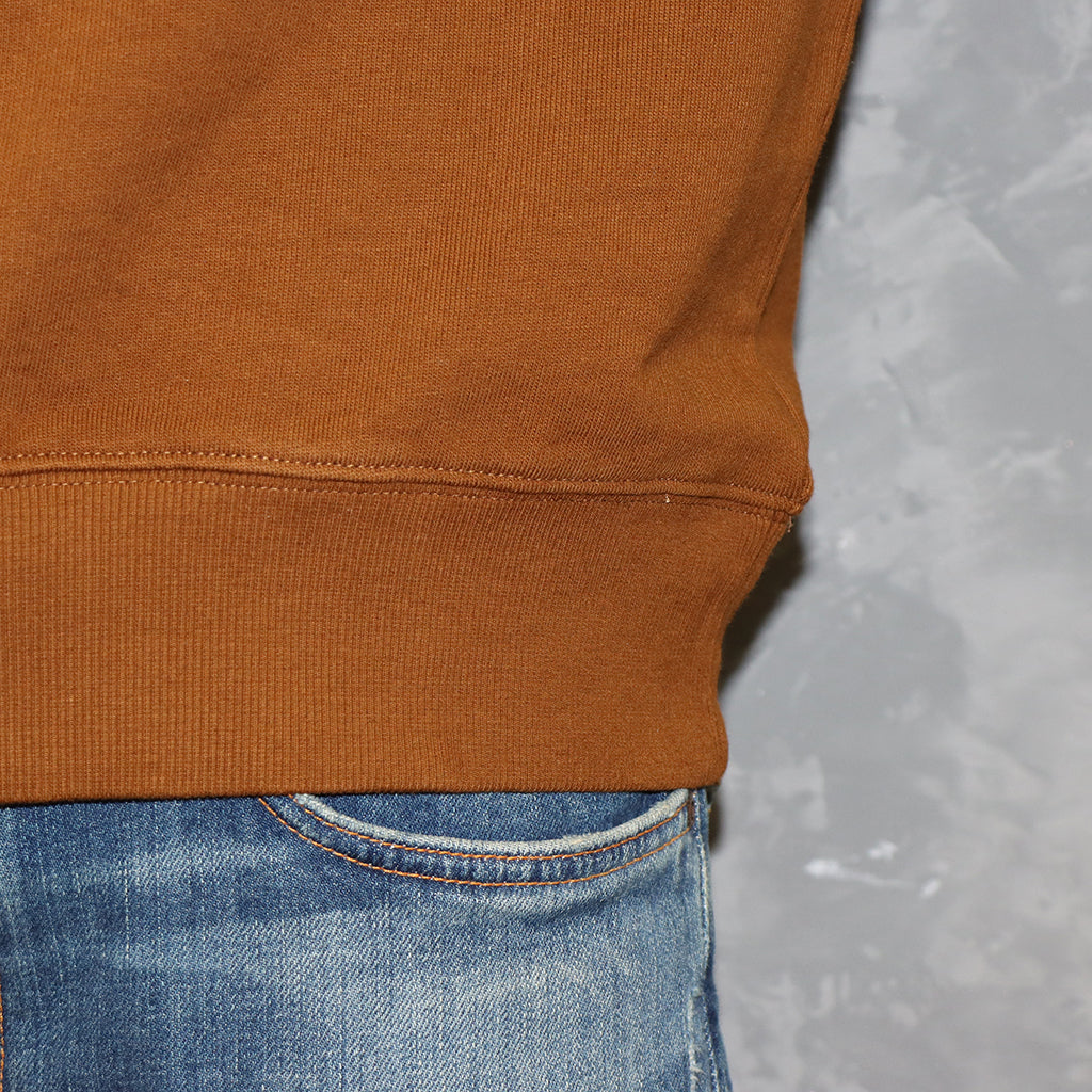 【CARHARTT WIP】トレーナー POCKET SWEATSHIRT I027681 メンズ TAWNY 0EPXX